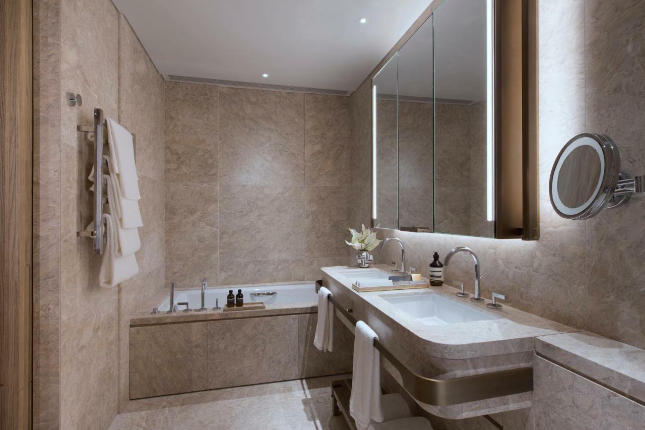 K11 Artus 5* Hong Kong